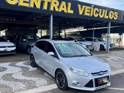 Focus Titanium 2.0 Ano 2014 Com Apenas 29mil km