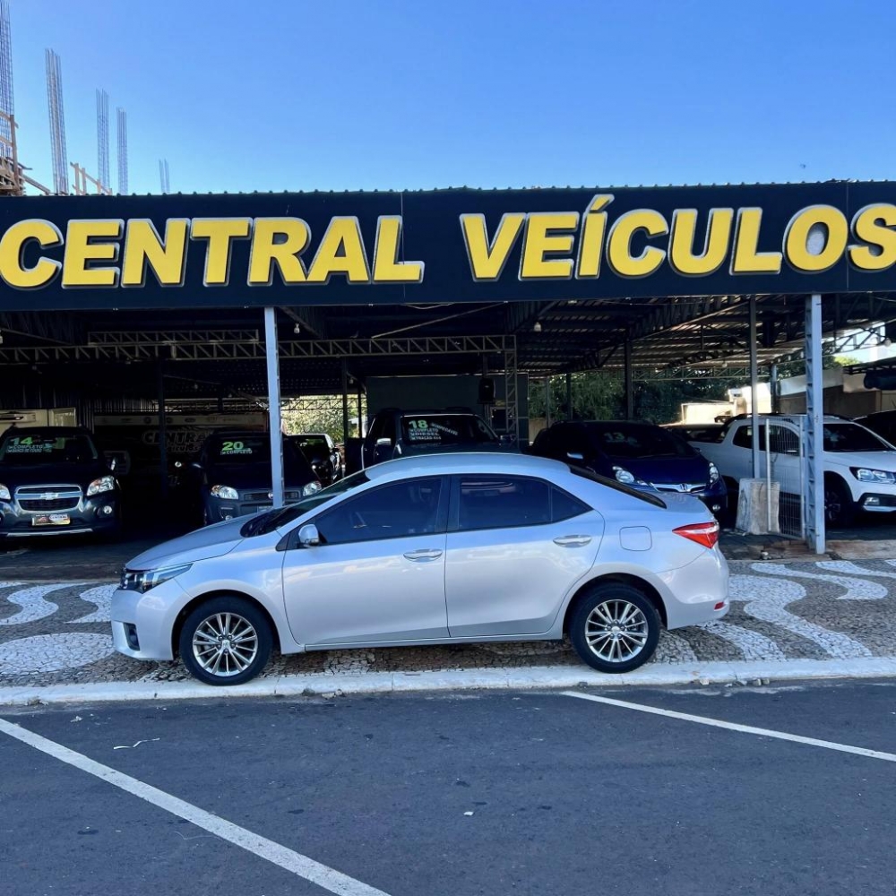 Toyota Corolla Xei Ano 2017