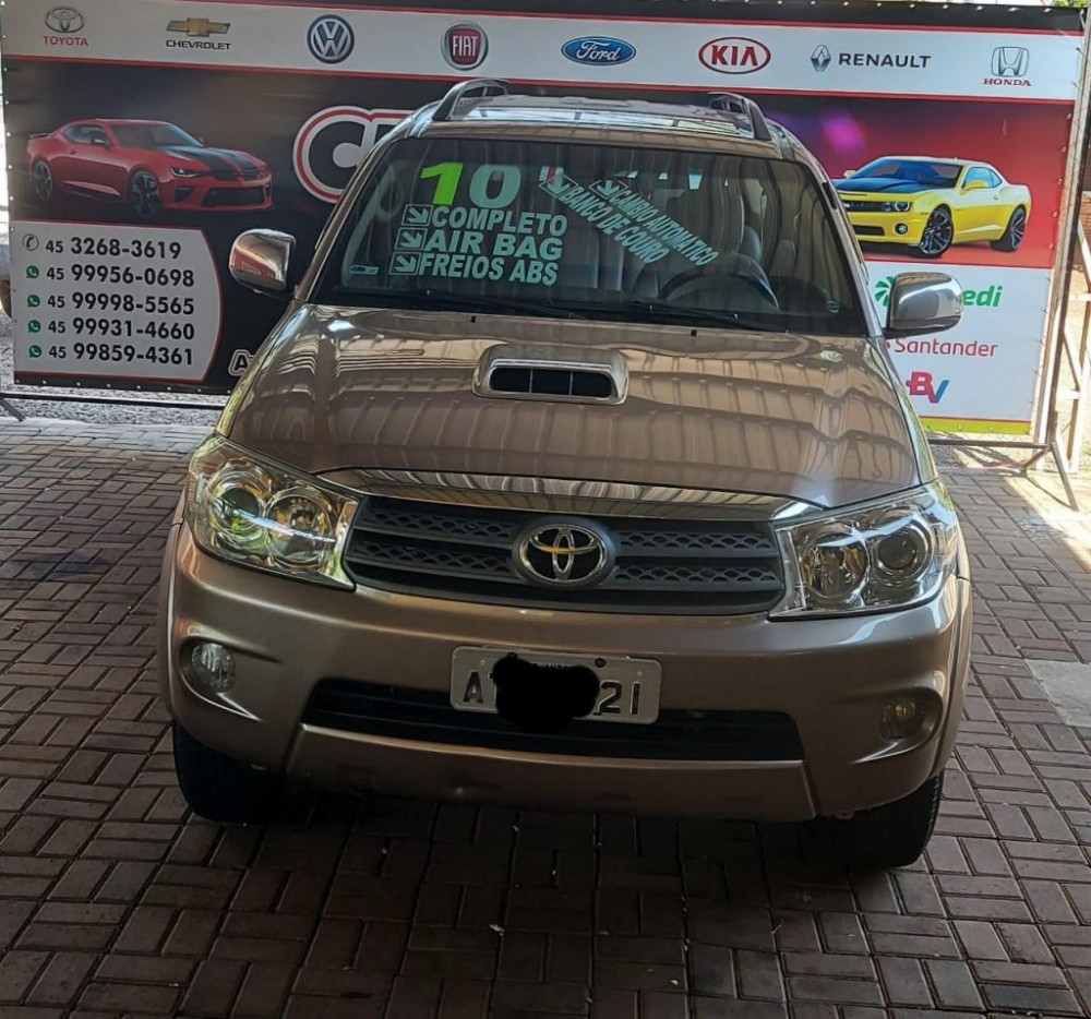   Hilux SW4 SRV Ano 2010- 7 Lugares- Diesel