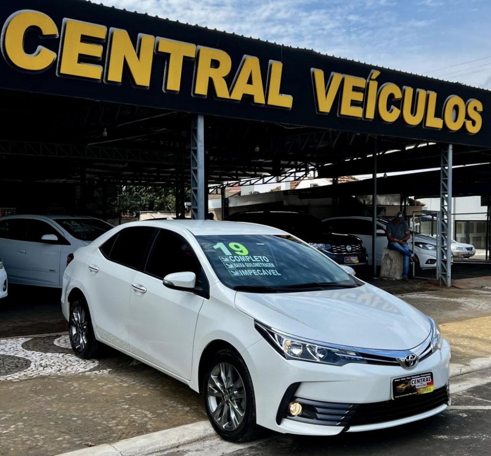 Toyota Corolla Xei Ano 2019