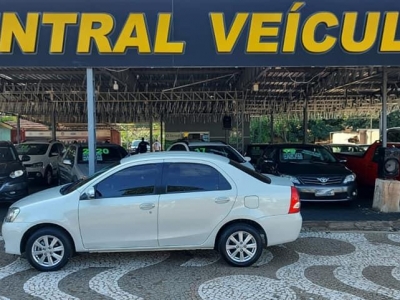 Etios XLS ano 2017 
