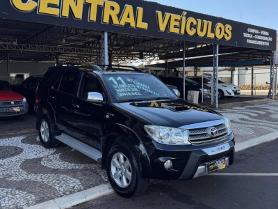  Hilux SW4 SRV Ano 2011